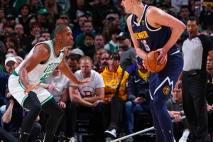  米切尔45分骑士大胜尼克斯豪取七连胜势头