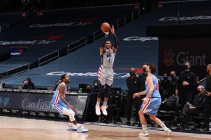  比尔关键三分太阳绝杀掘金登榜首  