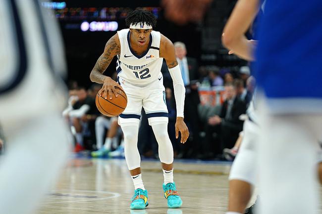  莫兰特伤退灰熊不敌国王  